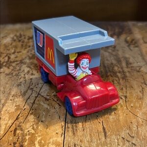 1995 McDonald's United Airlines Happy Meal Red and Gray Food Truck Toy Vehicle